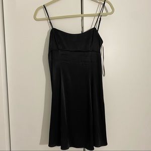Little black dress, XS however I’m usually a Small. Pretty much new. Zara